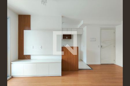 Sala de apartamento para alugar com 2 quartos, 50m² em São Francisco Xavier, Rio de Janeiro