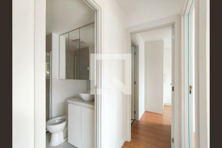 Corredor de apartamento para alugar com 2 quartos, 50m² em São Francisco Xavier, Rio de Janeiro