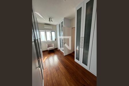 Casa à venda com 4 quartos, 435m² em Alphaville, Santana de Parnaíba