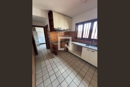 Casa à venda com 3 quartos, 338m² em Alphaville, Santana de Parnaíba