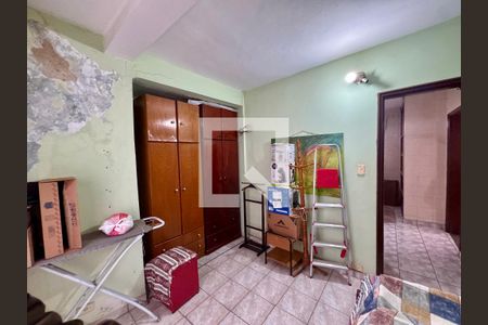Quarto 2 de casa à venda com 7 quartos, 400m² em Vila Galvão, Guarulhos
