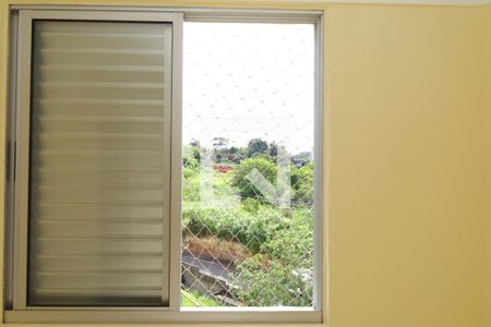 Quarto 1 de apartamento para alugar com 2 quartos, 50m² em Conjunto Habitacional Fazenda do Carmo, São Paulo