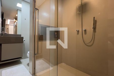 Banheiro da Suíte 1 de casa à venda com 4 quartos, 300m² em Vila Galvão, Guarulhos