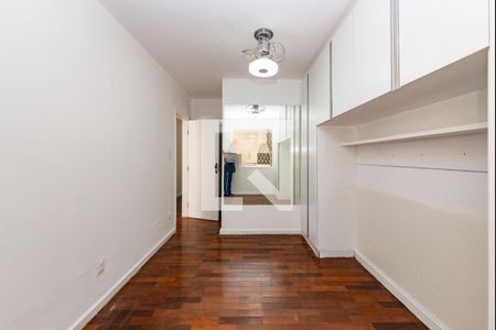 Suíte de apartamento para alugar com 3 quartos, 120m² em Alto dos Pinheiros, Belo Horizonte