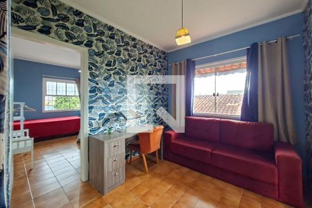 Sala 2 de casa para alugar com 4 quartos, 220m² em Solemar, Praia Grande