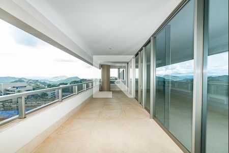 Apartamento à venda com 4 quartos, 208m² em Vila das Flores, Nova Lima