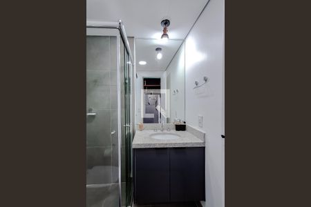 Banheiro de kitnet/studio à venda com 1 quarto, 24m² em Liberdade, São Paulo