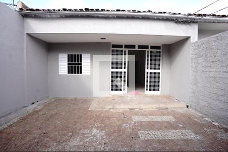 Casa para alugar com 2 quartos, 74m² em Setor Coimbra, Goiânia
