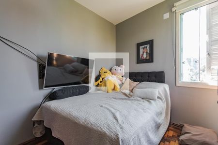 Quarto de apartamento à venda com 2 quartos, 100m² em São Geraldo, Porto Alegre