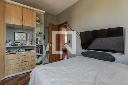 Quarto de apartamento à venda com 2 quartos, 100m² em São Geraldo, Porto Alegre
