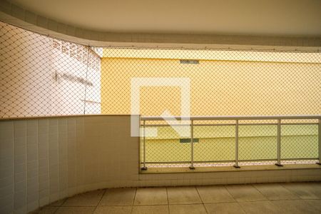 Sala Varanda de apartamento à venda com 3 quartos, 111m² em Tijuca, Rio de Janeiro