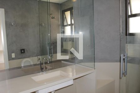 Apartamento para alugar com 3 quartos, 270m² em Santa Cecilia, São Paulo