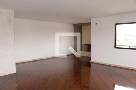 Apartamento para alugar com 3 quartos, 270m² em Santa Cecilia, São Paulo