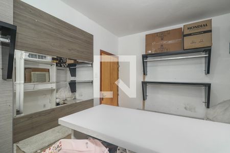 Quarto de apartamento à venda com 3 quartos, 70m² em Passo D’areia, Porto Alegre