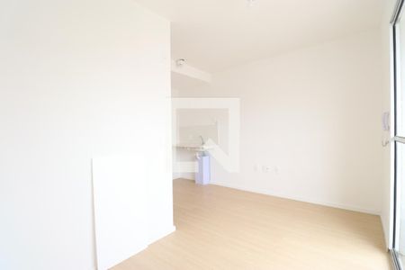 Quarto/Sala/Cozinha de apartamento para alugar com 1 quarto, 19m² em Água Branca, São Paulo