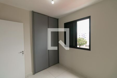 Apartamento à venda com 3 quartos, 70m² em Sinimbu, Belo Horizonte