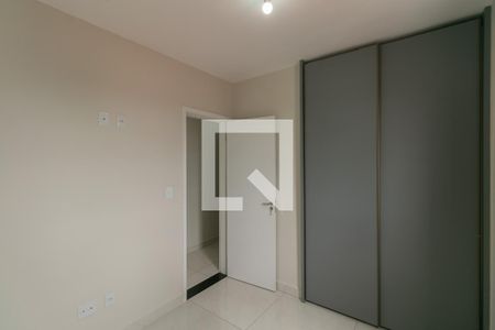 Apartamento à venda com 3 quartos, 70m² em Sinimbu, Belo Horizonte