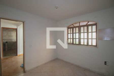 Quarto 1 de casa para alugar com 2 quartos, 220m² em Itaúna, São Gonçalo