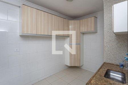 Cozinha de casa para alugar com 2 quartos, 48m² em Bom Retiro, São Paulo