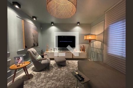 Sala de casa à venda com 3 quartos, 308m² em Cidade São Francisco, São Paulo