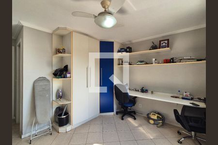 Suíte  de casa de condomínio à venda com 4 quartos, 130m² em Vargem Pequena, Rio de Janeiro