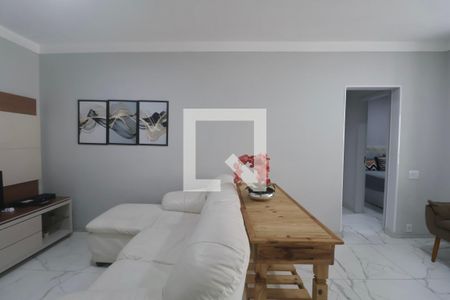 Sala de apartamento para alugar com 2 quartos, 75m² em Morro do Maluf, Guarujá
