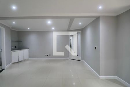Sala de apartamento para alugar com 3 quartos, 135m² em Morro do Maluf, Guarujá