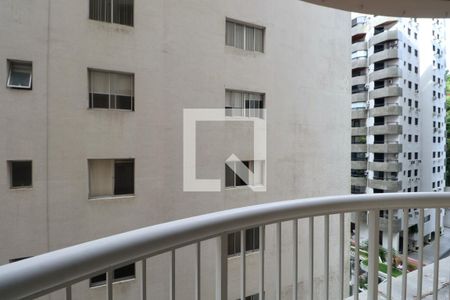 Varanda de apartamento para alugar com 3 quartos, 135m² em Morro do Maluf, Guarujá