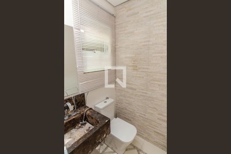 Sala - Lavabo de casa à venda com 3 quartos, 250m² em Vila Gustavo, São Paulo