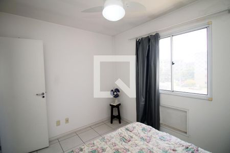 Quarto 1 de apartamento para alugar com 2 quartos, 55m² em Irajá, Rio de Janeiro