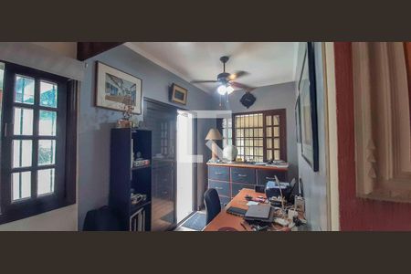 Escritório de casa para alugar com 4 quartos, 200m² em Parque Continental, Osasco