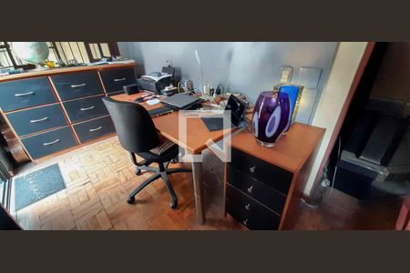 Casa para alugar com 4 quartos, 200m² em Parque Continental, Osasco