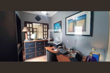 Casa para alugar com 4 quartos, 200m² em Parque Continental, Osasco