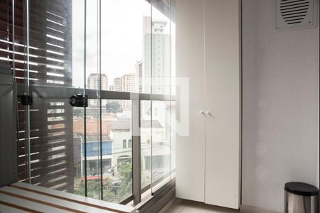 Varanda de kitnet/studio para alugar com 1 quarto, 26m² em Mirandópolis, São Paulo