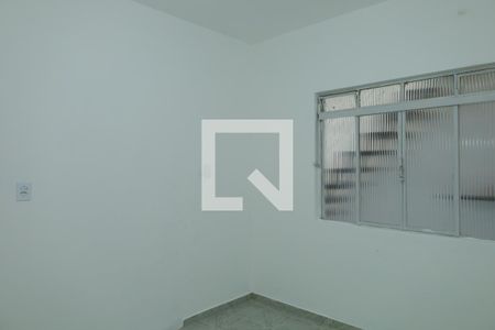 Quarto 1 de casa para alugar com 2 quartos, 70m² em Conjunto Residencial José Bonifácio, São Paulo