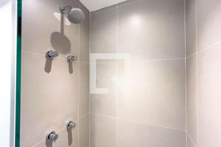 Banheiro de kitnet/studio para alugar com 1 quarto, 37m² em Vila Mariana, São Paulo