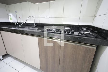Cozinha de apartamento para alugar com 2 quartos, 70m² em Vila Curuçá, Santo André