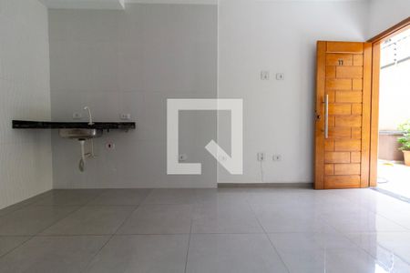 Sala e Cozinha de apartamento para alugar com 2 quartos, 38m² em Vila Sao Francisco, São Paulo