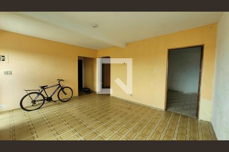 Casa para alugar com 3 quartos, 90m² em Parque Recanto Monica, Itaquaquecetuba