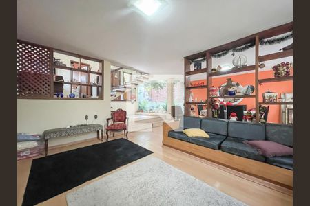 Sala de casa para alugar com 3 quartos, 250m² em Adalgisa, São Paulo