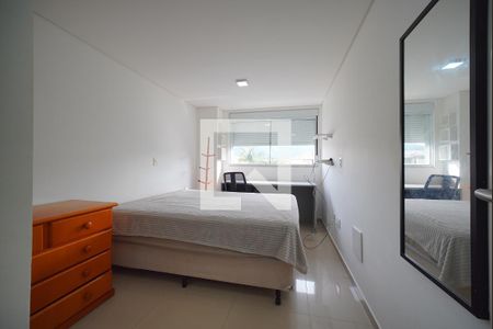 Suíte 1 de apartamento para alugar com 2 quartos, 75m² em Ingleses do Rio Vermelho, Florianópolis