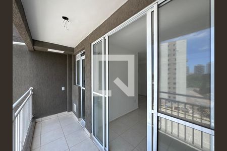 Varanda de apartamento para alugar com 2 quartos, 52m² em Barra Olímpica, Rio de Janeiro