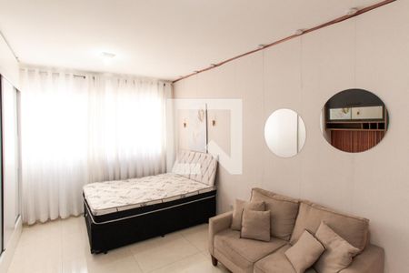 Quarto e Sala de kitnet/studio para alugar com 1 quarto, 25m² em Vila Mazzei, São Paulo