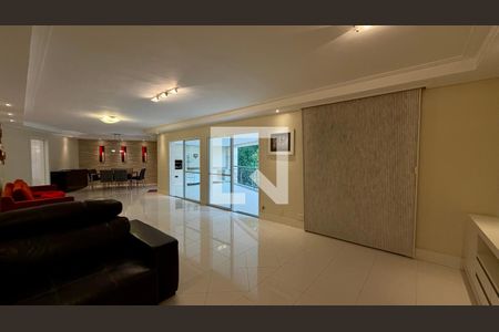 Apartamento para alugar com 3 quartos, 214m² em Cidade São Francisco, São Paulo