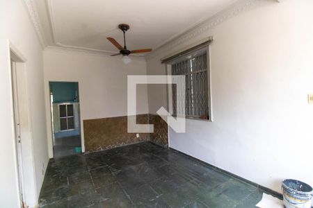 Sala de casa para alugar com 4 quartos, 500m² em Fátima, Niterói