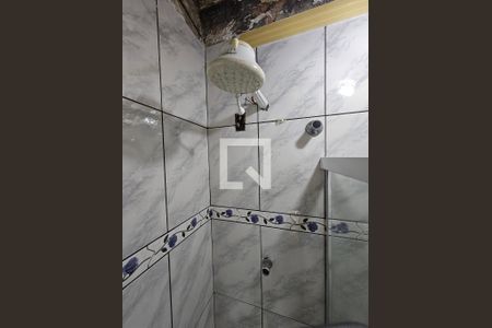 chuveiro  de casa para alugar com 2 quartos, 90m² em Pau Miúdo, Salvador