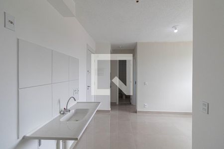Sala/Cozinha/Área de Serviço de apartamento para alugar com 2 quartos, 36m² em Vila Norma, São Paulo
