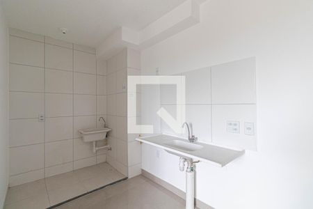 Sala/Cozinha/Área de Serviço de apartamento para alugar com 2 quartos, 36m² em Vila Norma, São Paulo
