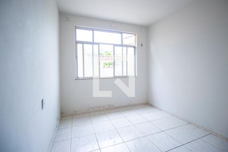 Quarto 1 de casa à venda com 2 quartos, 80m² em Irajá, Rio de Janeiro