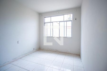 Quarto 1 de casa à venda com 2 quartos, 80m² em Irajá, Rio de Janeiro